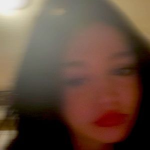 Meet your Posher, Mia